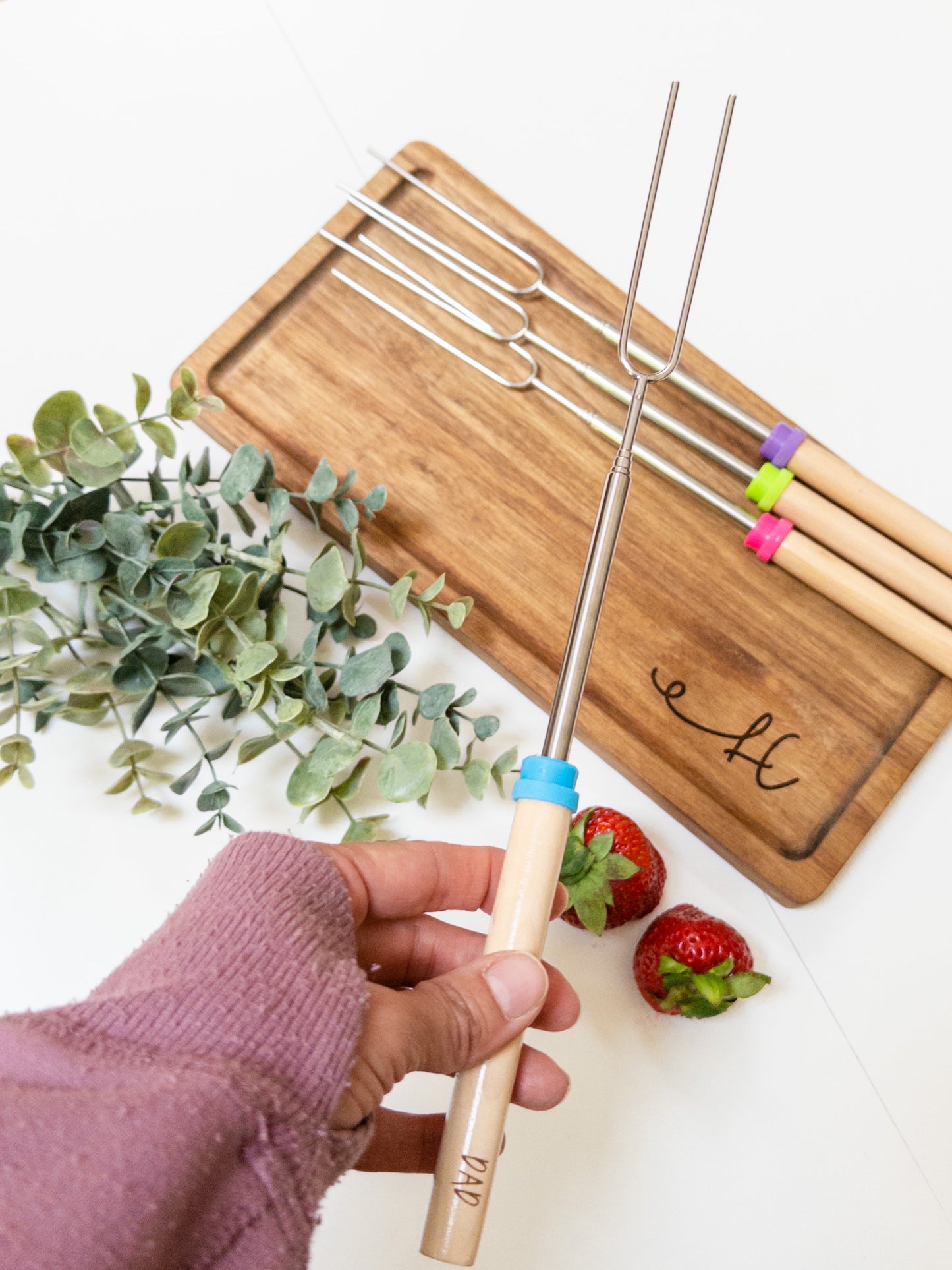 Personalized telescopic s'more sticks set