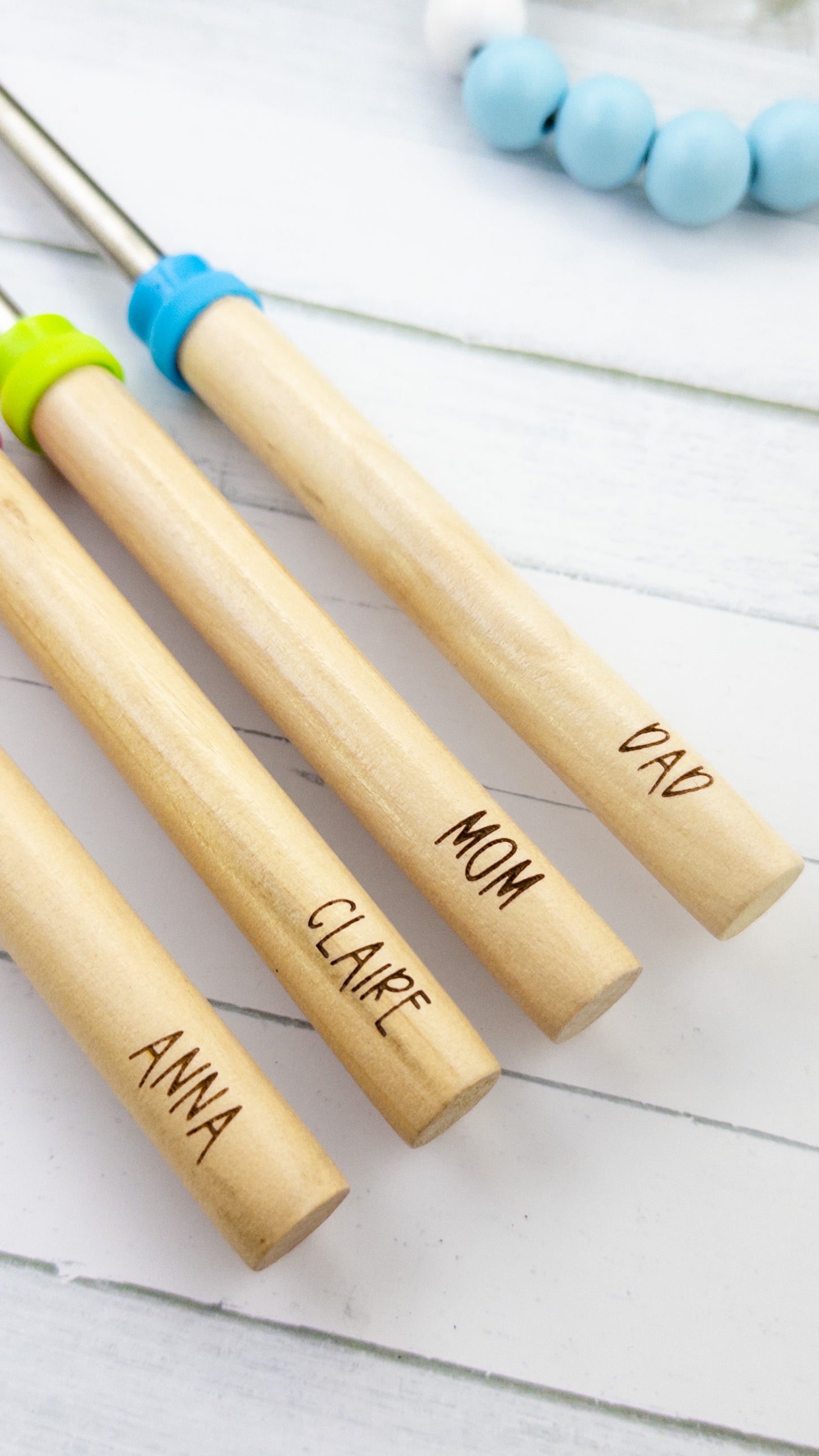 Personalized telescopic s'more sticks set