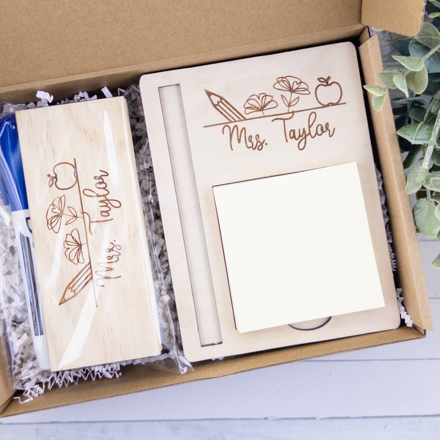 Personalized teacher gift set