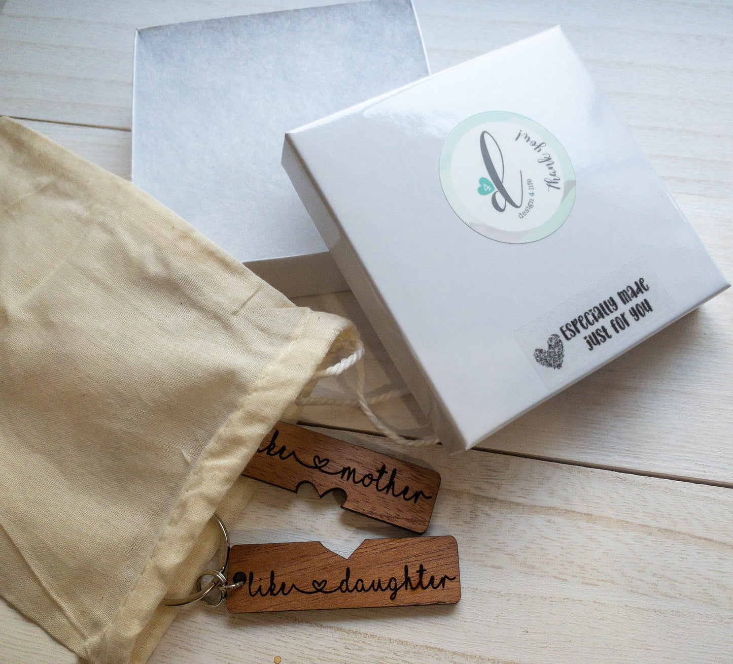 Mother daughters gift, mom keychain, two daughters gift