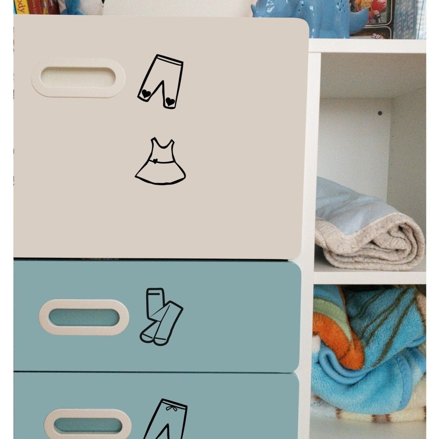 Custom kids drawer labels – Design4life Store custom-kids-drawer-labels-design4life-store