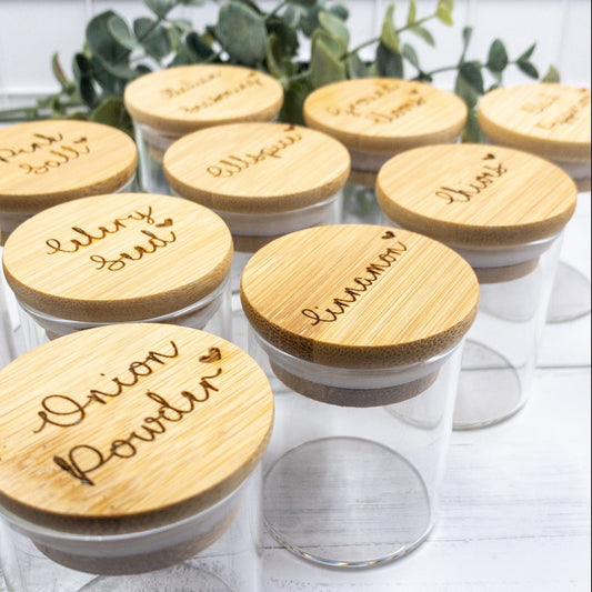 Customazible spice jars with wood lid